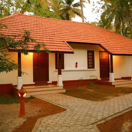 Abad Turtle Beach Mararikulam Extérieur photo