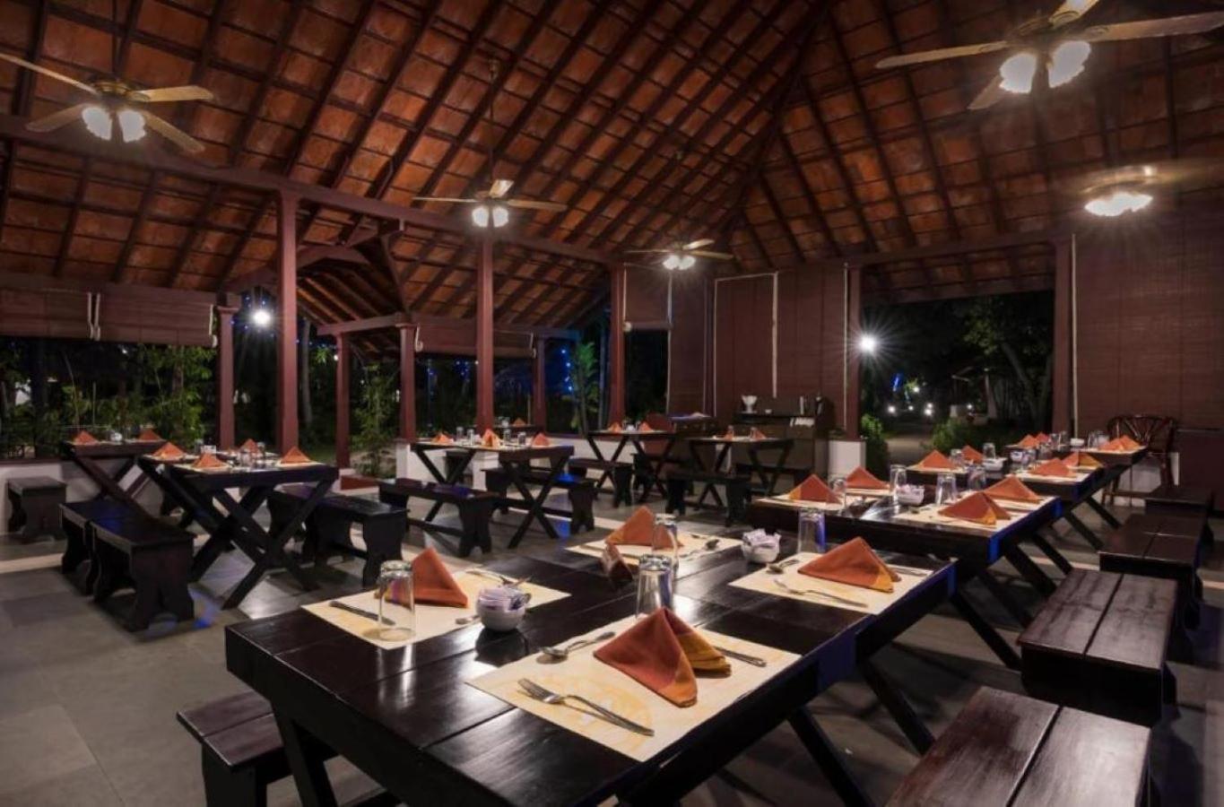 Abad Turtle Beach Mararikulam Extérieur photo