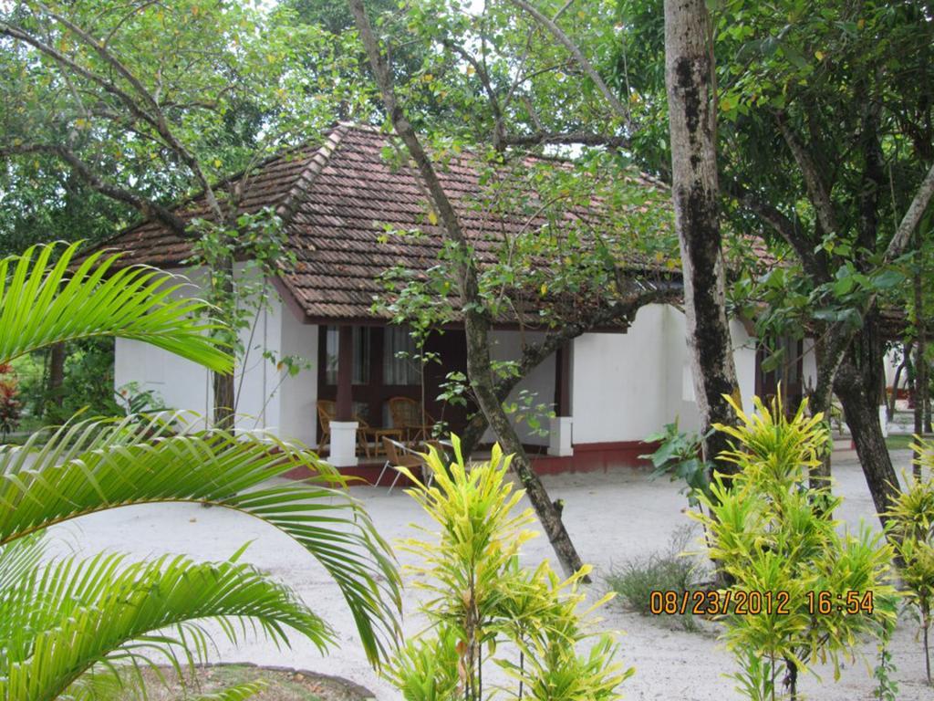 Abad Turtle Beach Mararikulam Extérieur photo