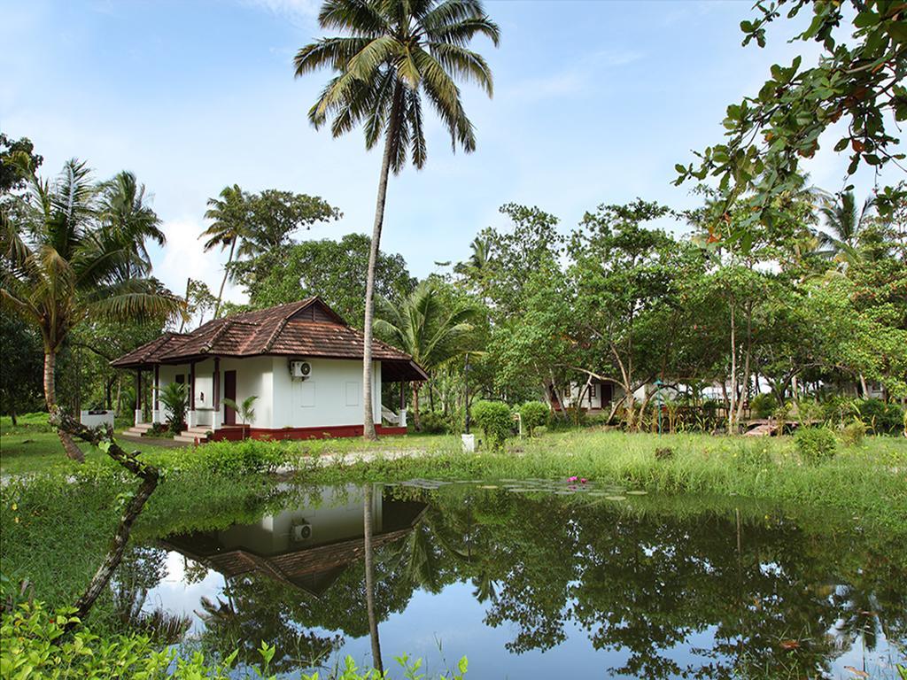 Abad Turtle Beach Mararikulam Extérieur photo