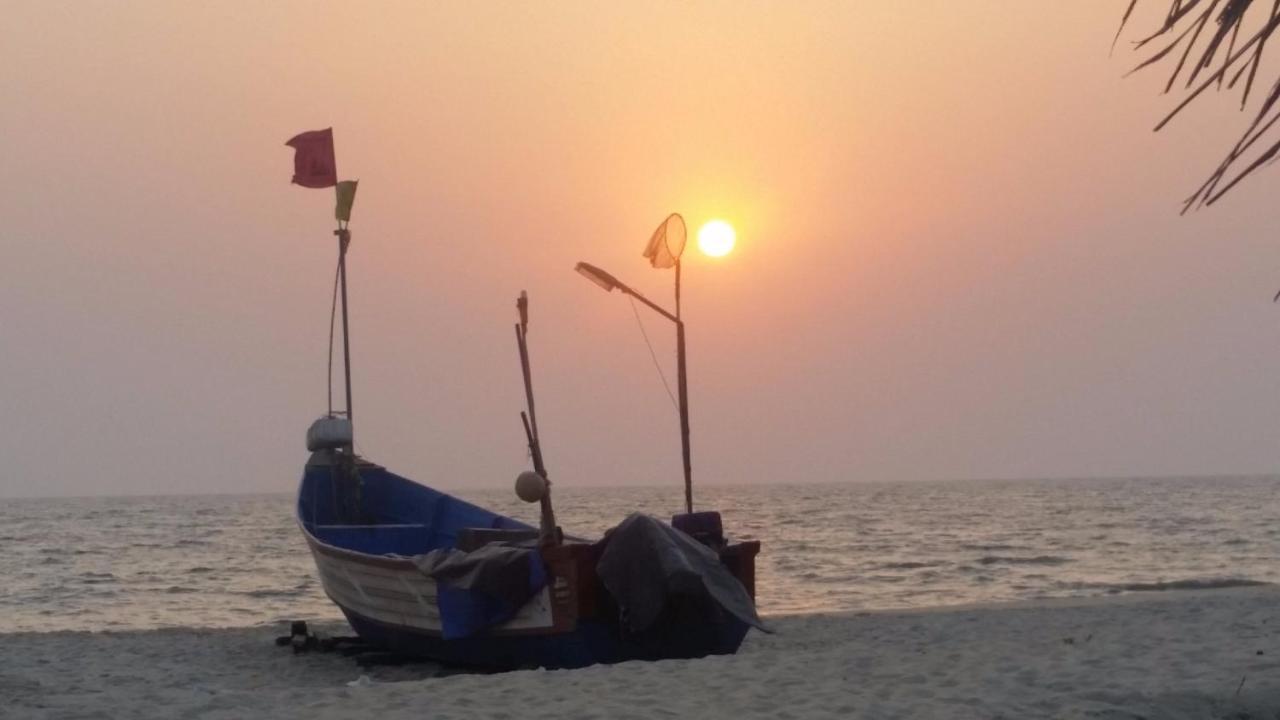 Abad Turtle Beach Mararikulam Extérieur photo